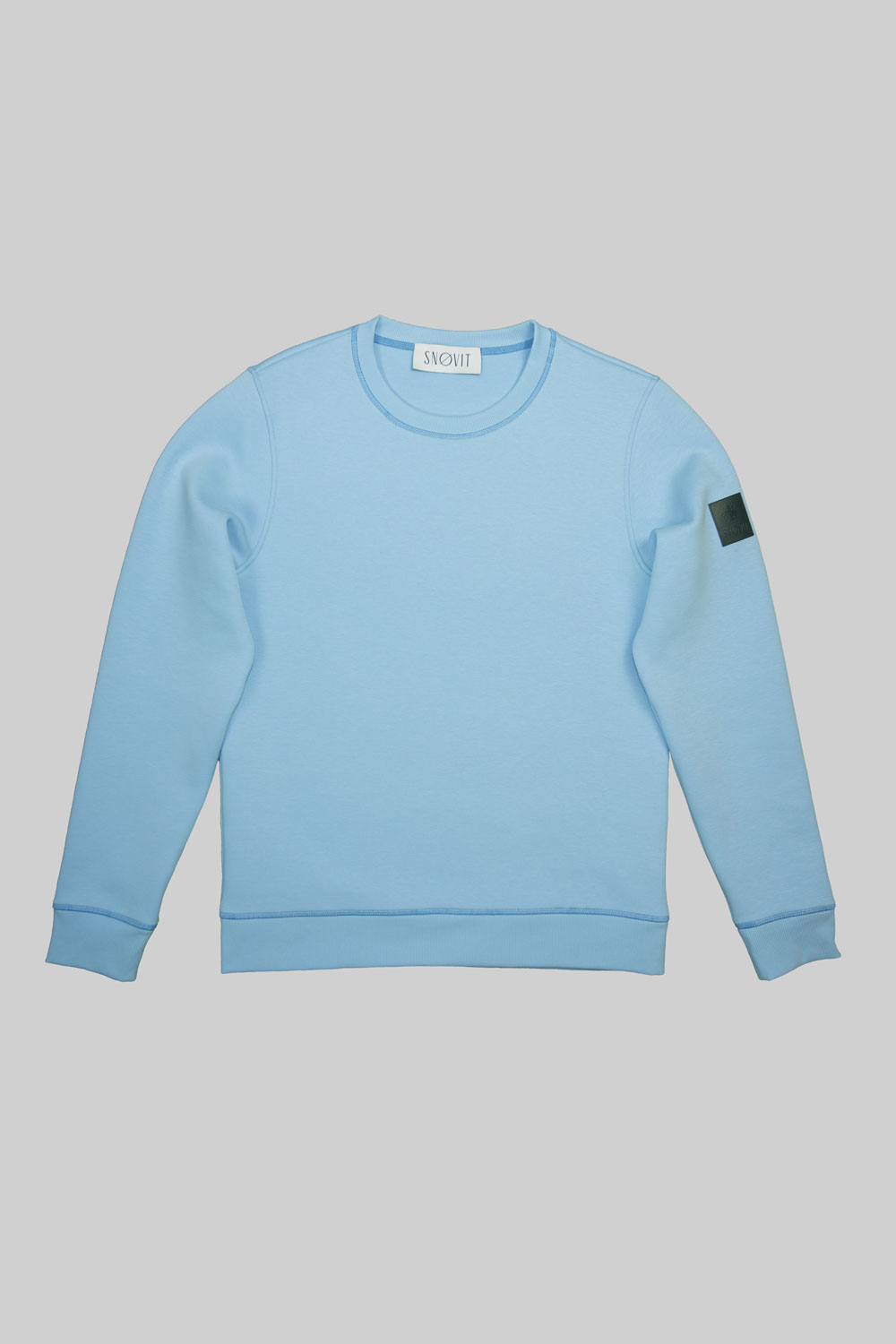 Blaues SNØVIT Sweatshirt Deep Horizon, Vorderansicht, gerippter Rundhalsausschnitt.