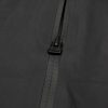 Detailaufnahme des hochwertigen Zipper-Accessoires mit ergonomischem Ø-Öffner an der schwarzen SNØVIT Nithya Nøva X Outdoor-Jacke.