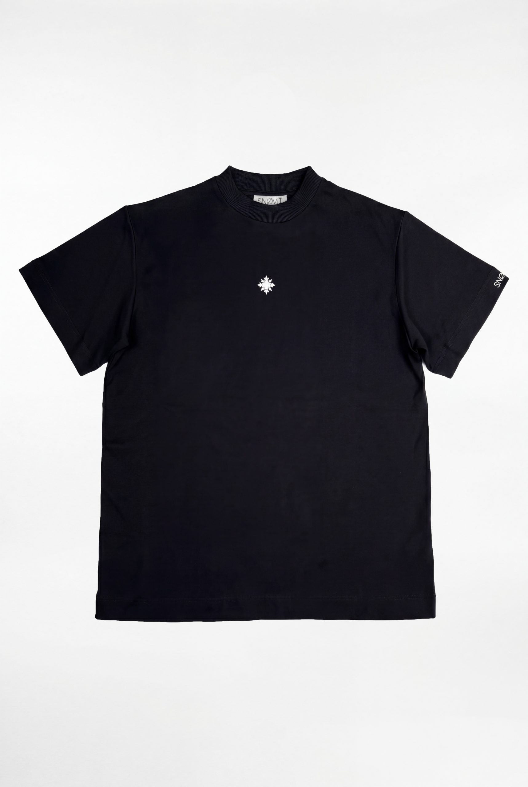 Produktfoto - Frontansicht des schwarzen SNOVIT Tshirt Eclipse.