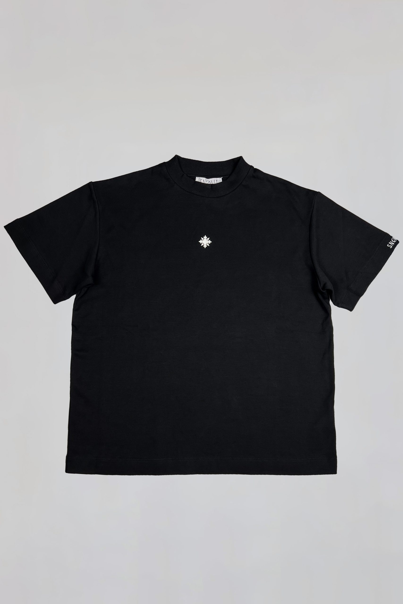 Produktfoto - Frontansicht des schwarzen SNOVIT Tshirt Eclipse.