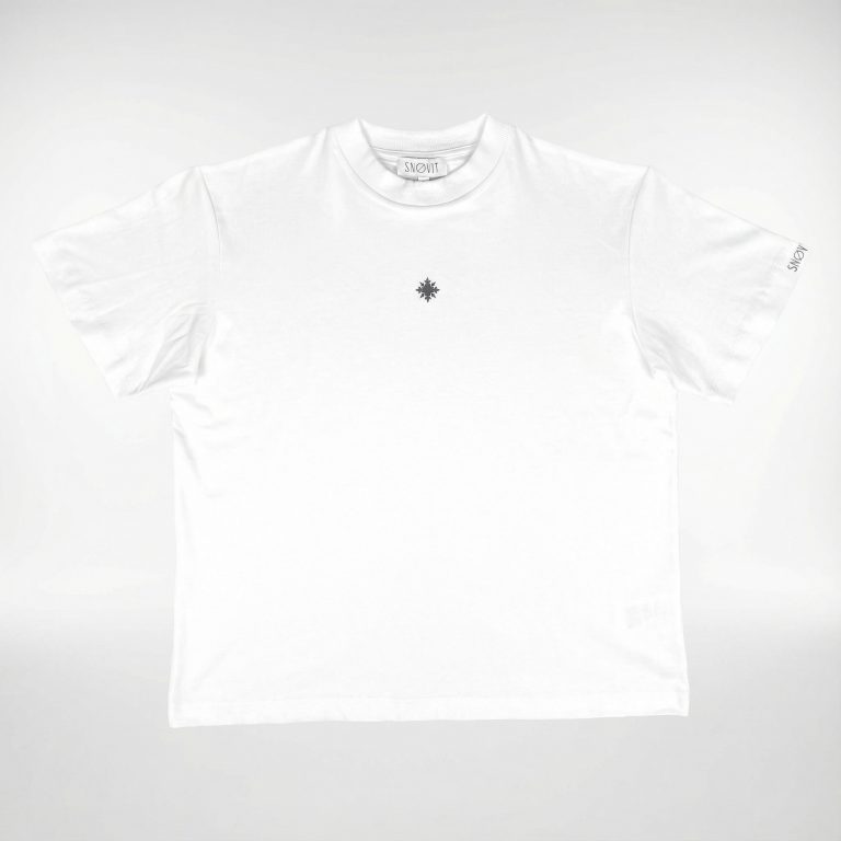 Produktfoto - Frontansicht des weißen SNOVIT Tshirt Arcane.